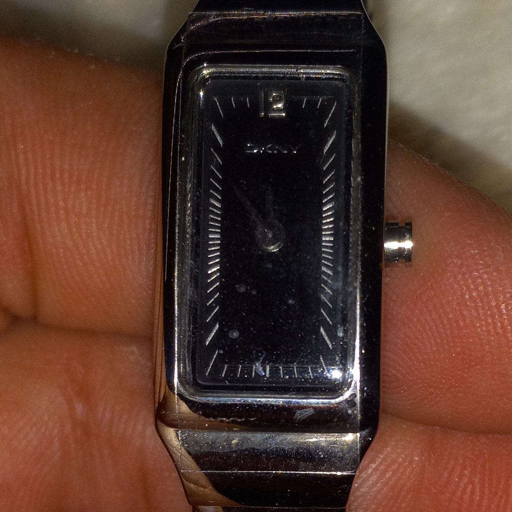 DKNY ALL STAINLESS STEEL WOMAN'S QUARTZ WATCH